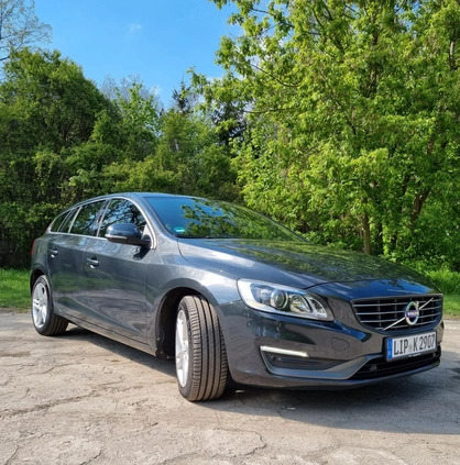 Volvo V60 cena 40900 przebieg: 195172, rok produkcji 2013 z Warszawa małe 191